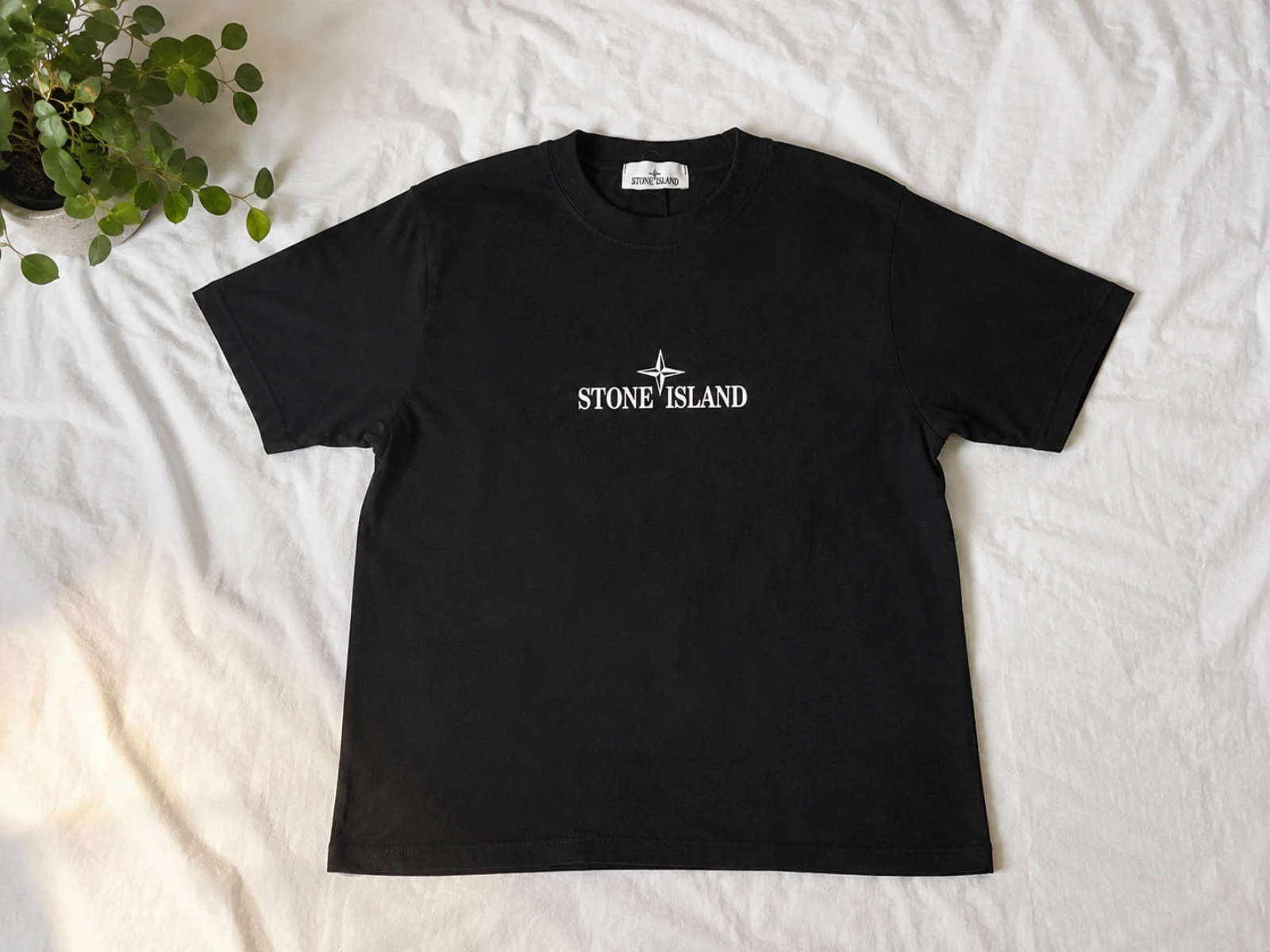 Camiseta Stone Island Negra